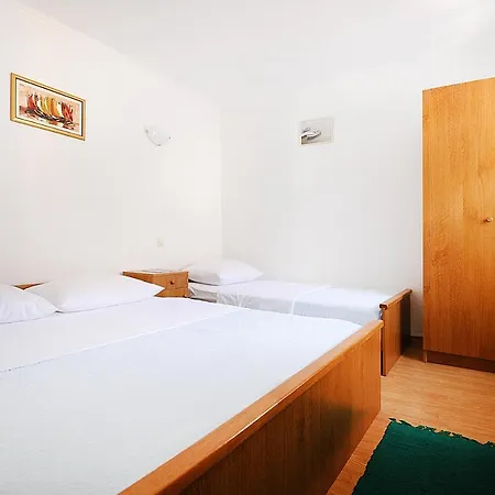 Okrug Donji 16737b Apartment *