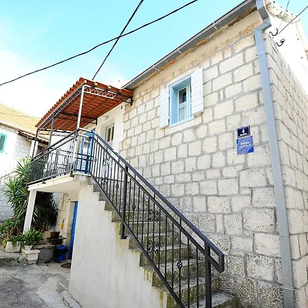 Okrug Donji 16737b Apartment *